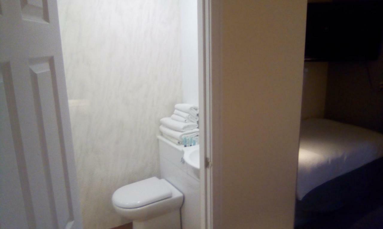 The Townhouse Accommodation Dumfries Ngoại thất bức ảnh